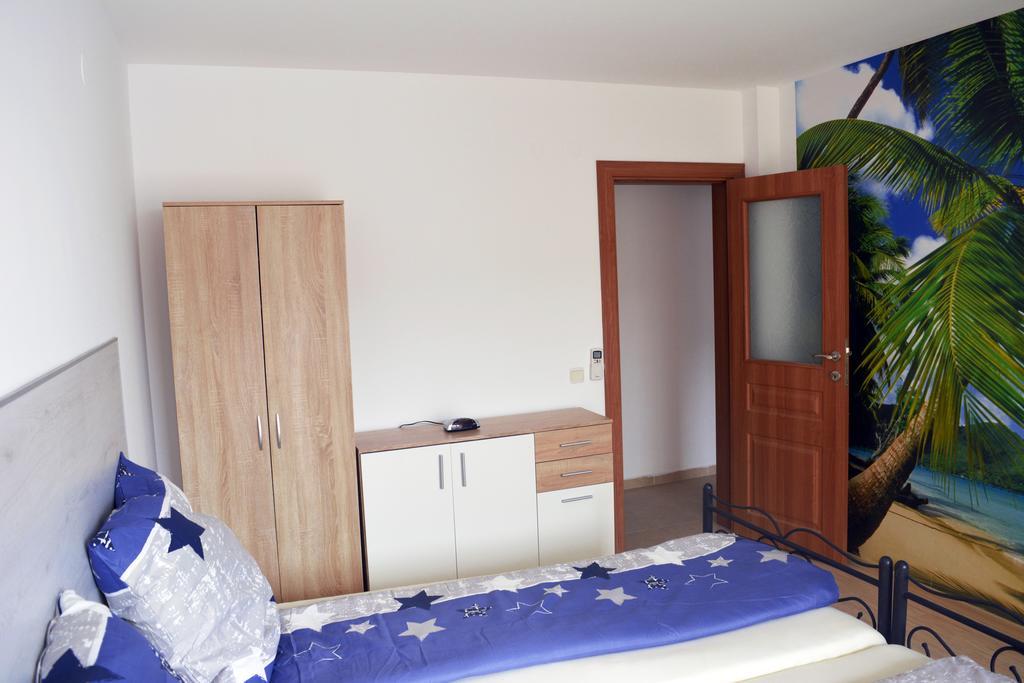 Apartment Gergana Kranevo Bagian luar foto